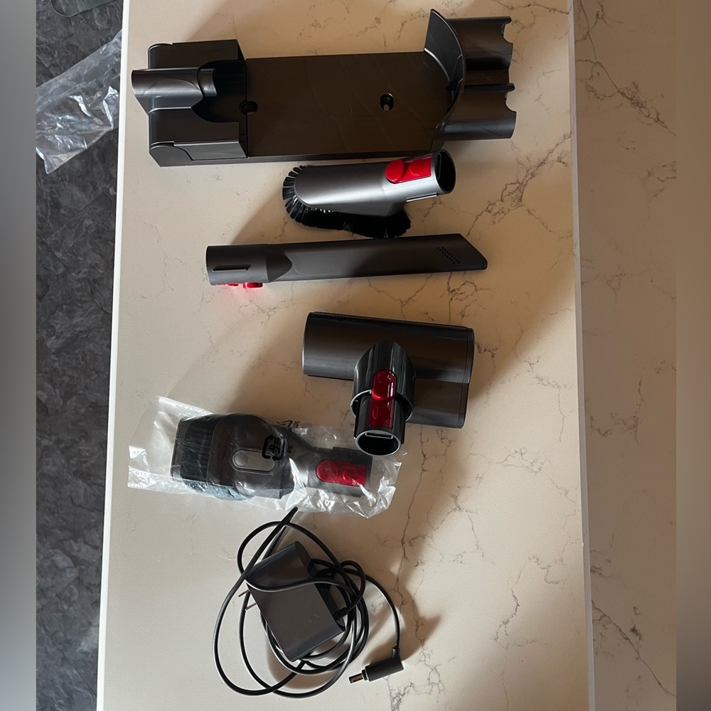 Dyson Attachments for Complete v7 or v8 vacuum